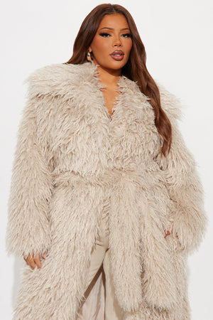 Elan de Paris™ Glamour Rush Faux Fur Coat - Oatmeal