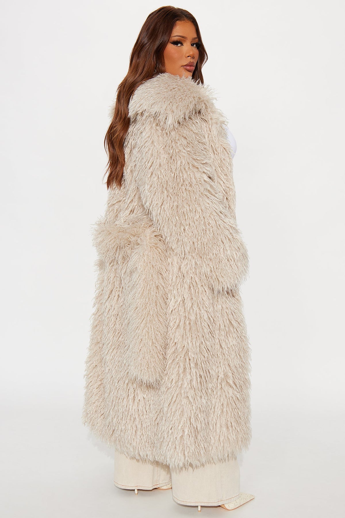 Elan de Paris™ Glamour Rush Faux Fur Coat - Oatmeal