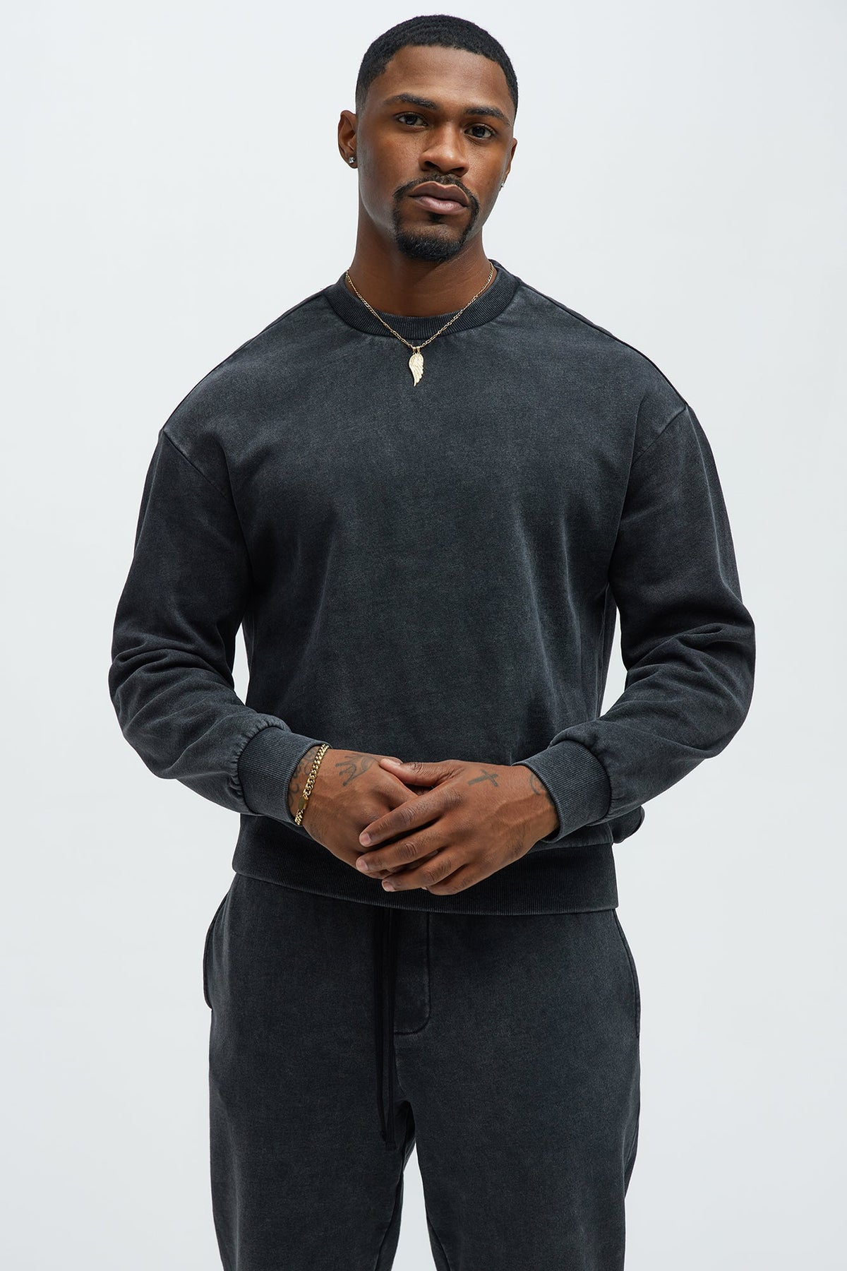Elan de Paris™ Tyson Heavy Wash Crewneck Sweatshirt - Black Wash