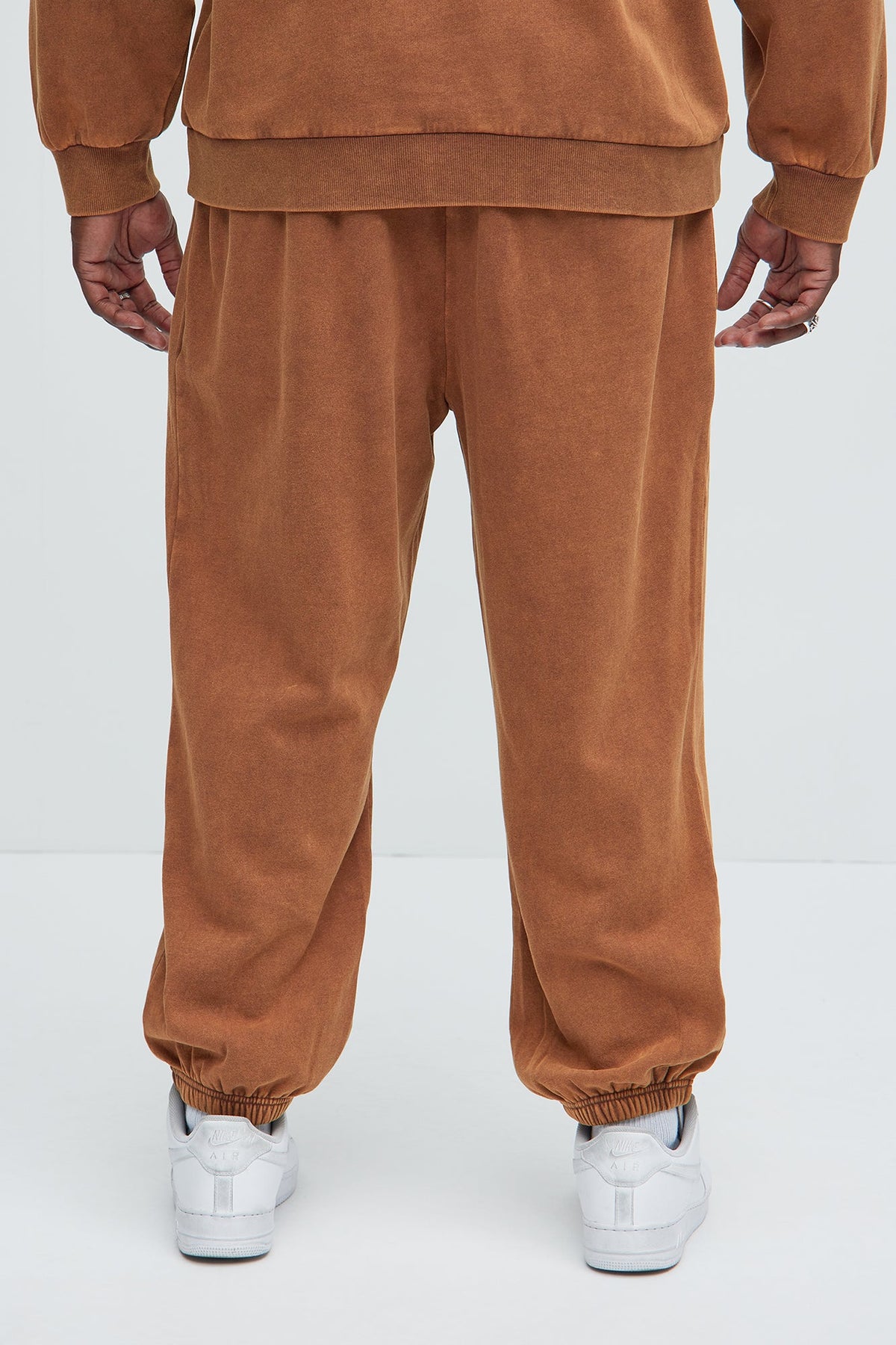 Elan de Paris™ Tyson Heavy Wash Jogger - Dark Brown